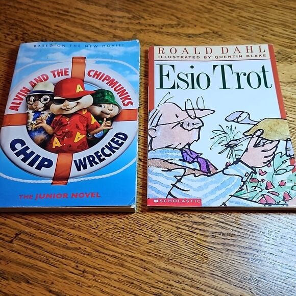 Alvin and the Chipmunks & Esio Trot – Children's Book Bundle - Picture 1 of 5